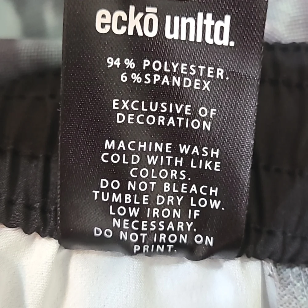 *NWT* ECKO UNLTD. Mint Green, Black, White Swim Trunks w/Logo, size Medium
